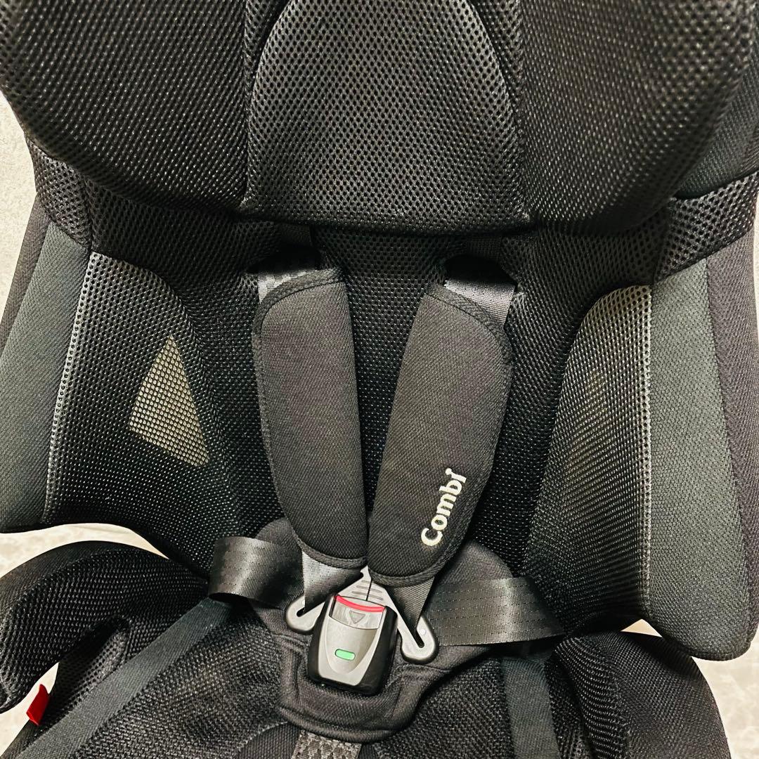 美品 Combi コンビ チャイルドシート ブラック ジョイトリップ エアスルー