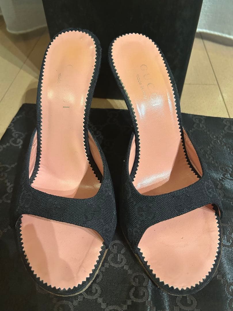 GUCCI ミュール　23.5センチ