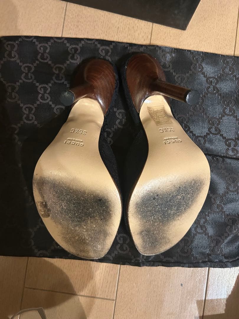 GUCCI ミュール　23.5センチ