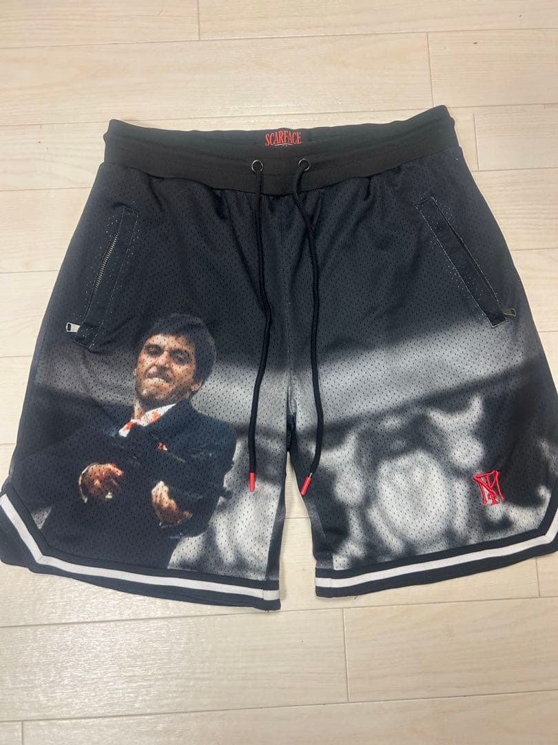 Scarfaceトニーモンタナ　バスパン　激レア