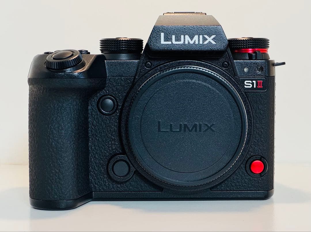 新型モデル LUMIX S1II カメラ（5年間保証付き） ほぼ新品！手40万