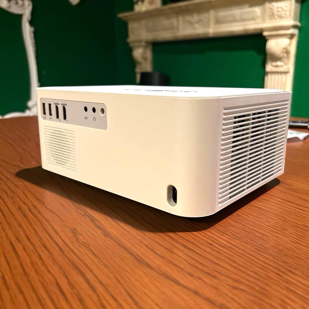 TOPTRO スマートプロジェクター 本体