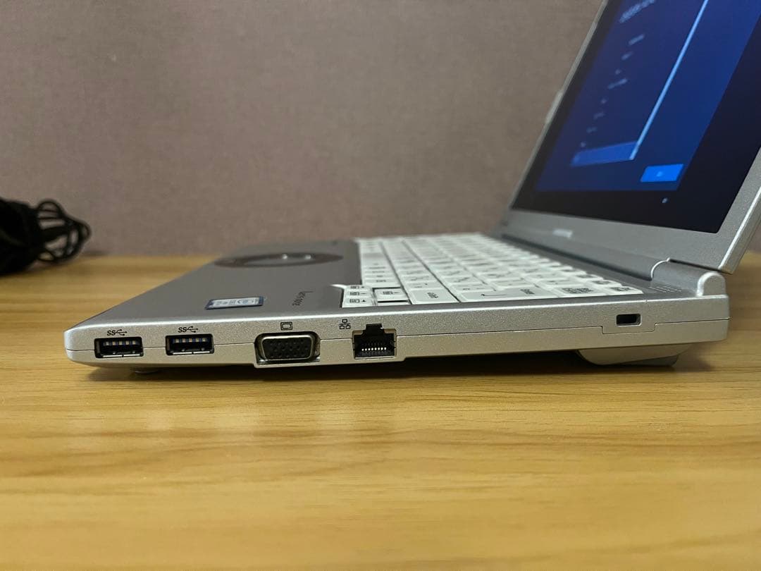 レッツノート CF-SV7 i7 16GB SSD1TB LTE(EM7430)