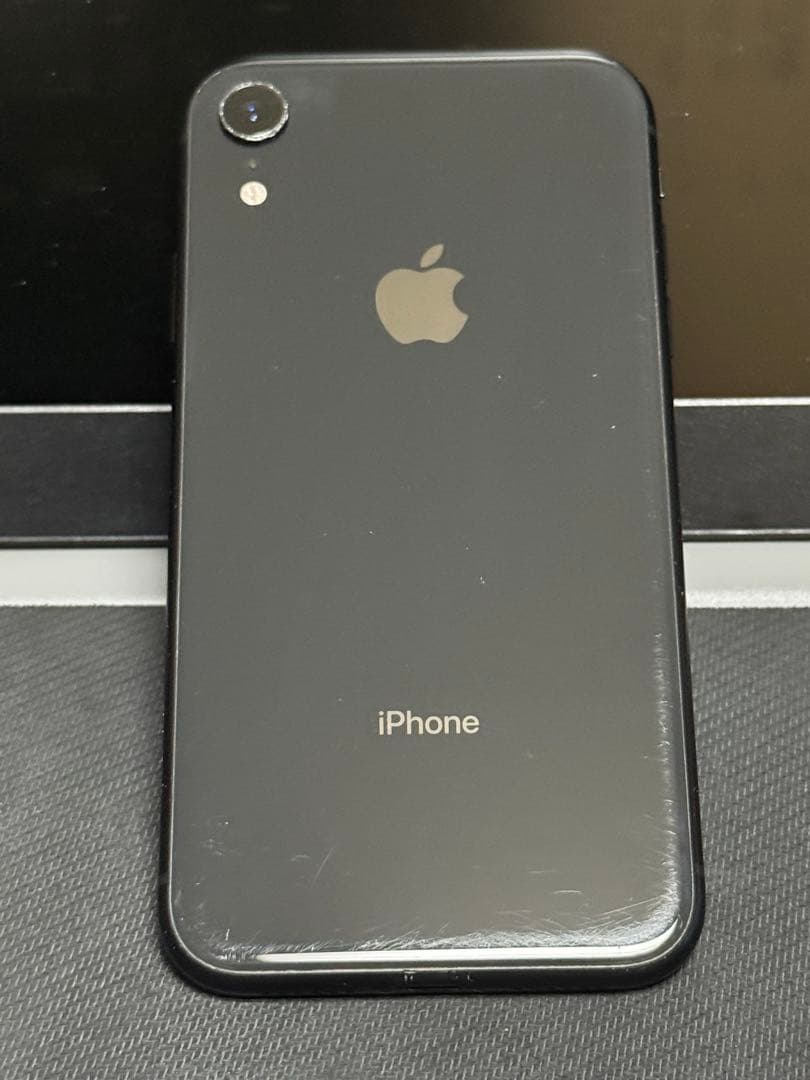 iPhone XR 64GB バッテリー96%