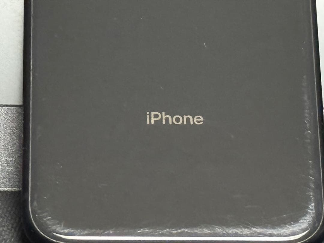 iPhone XR 64GB バッテリー96%