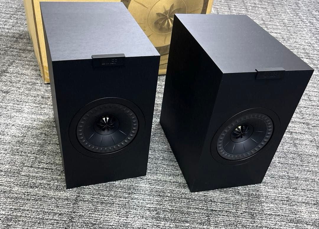 KEF Q1 スピーカー