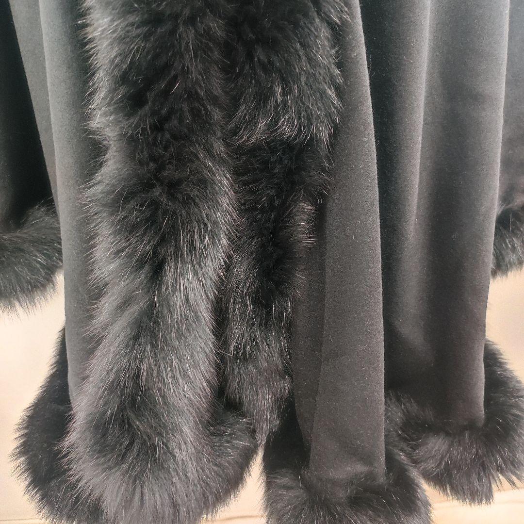 美品　SAGA FURS　ケープ　カシミヤ × 染めブルーフォックス　ブラック
