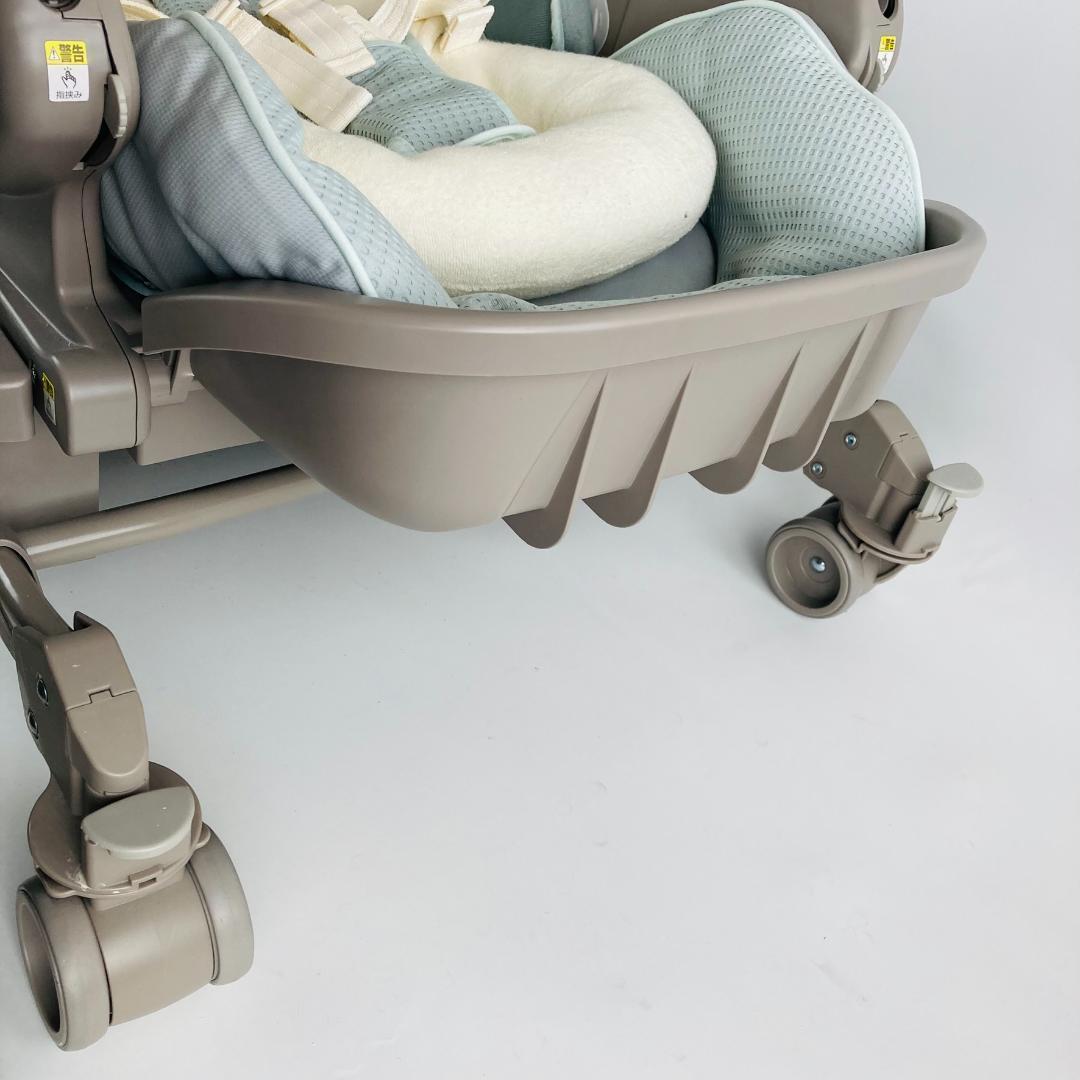 美品 アップリカ ユラリズム オート プレミアム AC 電動ハイローチェア