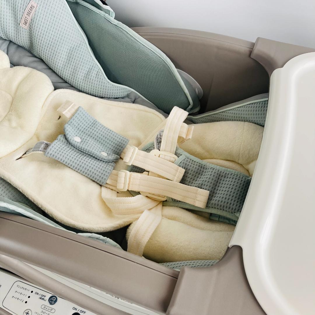 美品 アップリカ ユラリズム オート プレミアム AC 電動ハイローチェア