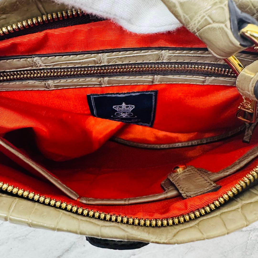 ✨ADMJ✨アクセソワ✨2WAY✨ロゴ✨ゴールド金具✨クロコレザー✨ハンドバッグ