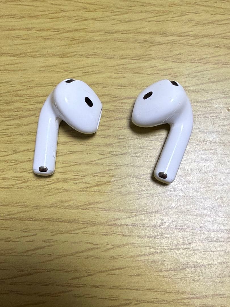 Apple Airpods 第4世代　ノイズキャンセリング付　USB-C