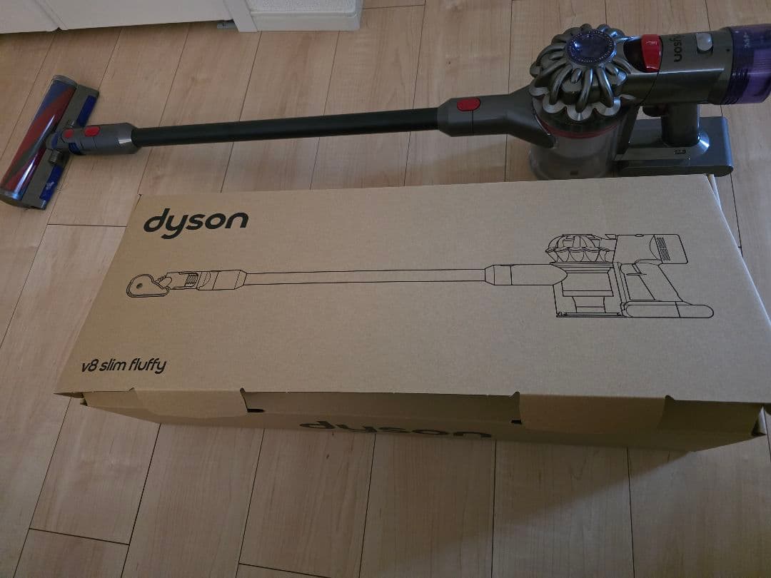 s*t様 Dyson V8 Slim Fluffy 本体