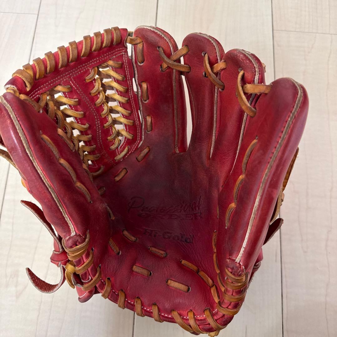 ハイゴールド硬式野球グローブ 赤と黒 レザー