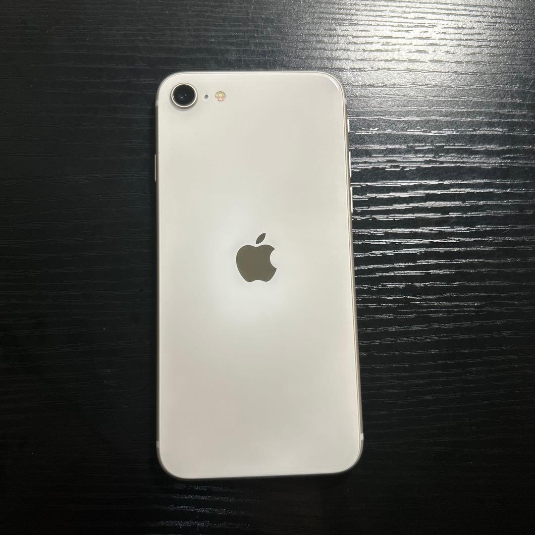 iPhone SE 第3世代　64GB スターライト