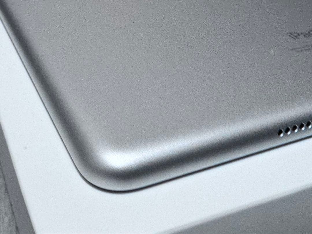 iPad 9世代 シルバー 64g Wi-Fi