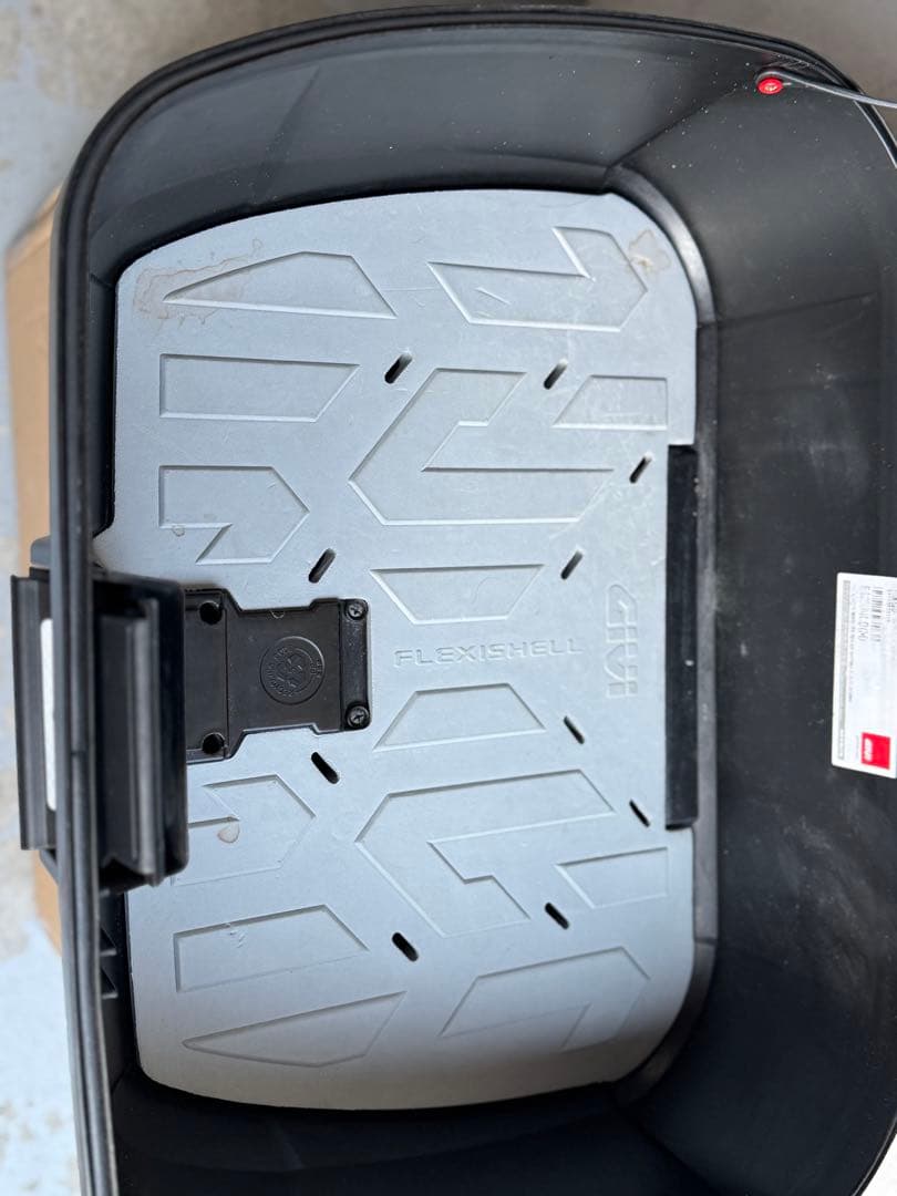 GIVI リアボックス　43L