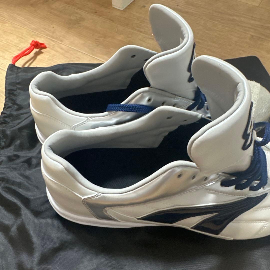 久保田スラッガー　スパイク袋付き 27センチ