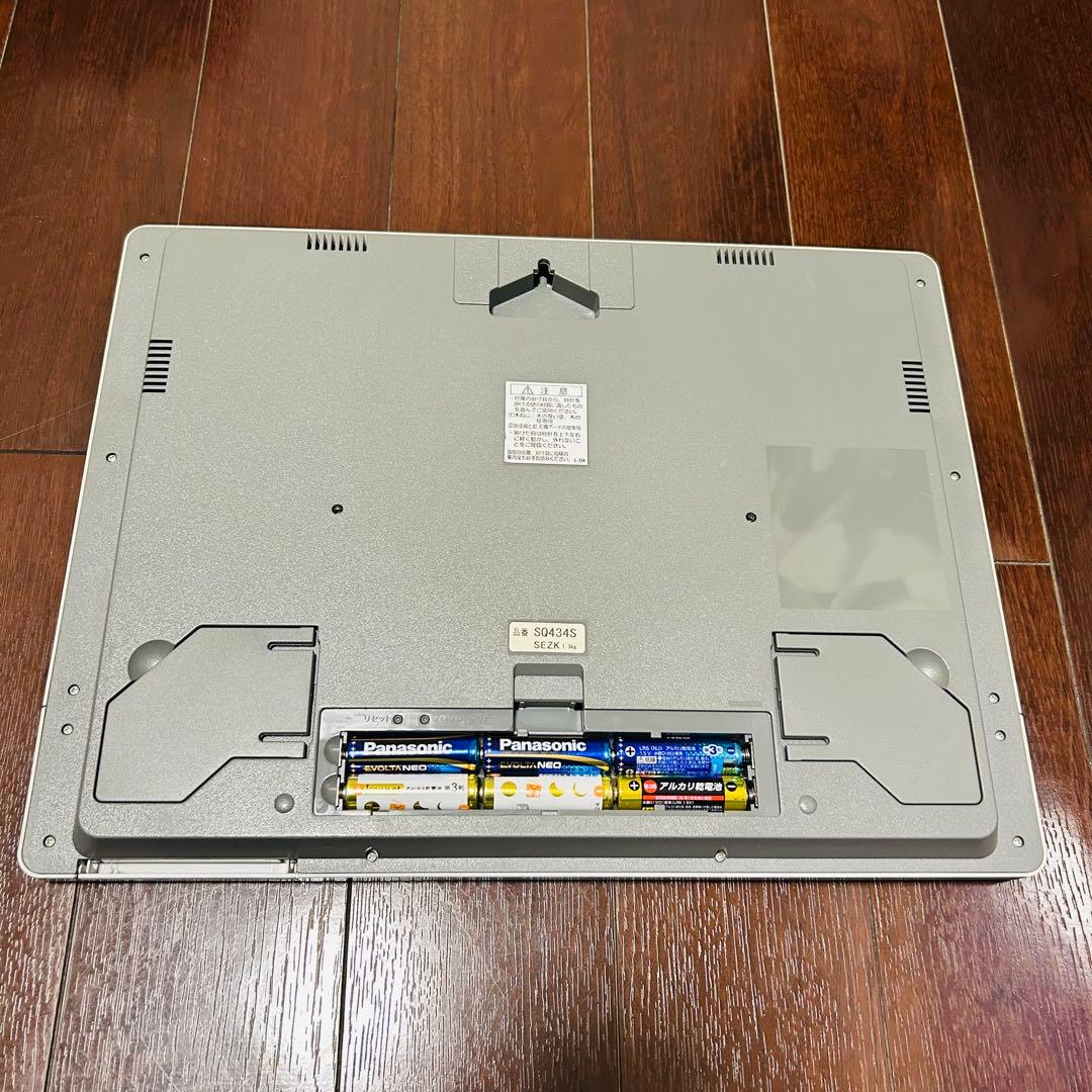 SEIKO 電波時計　置き型　壁掛け アラーム機能つき