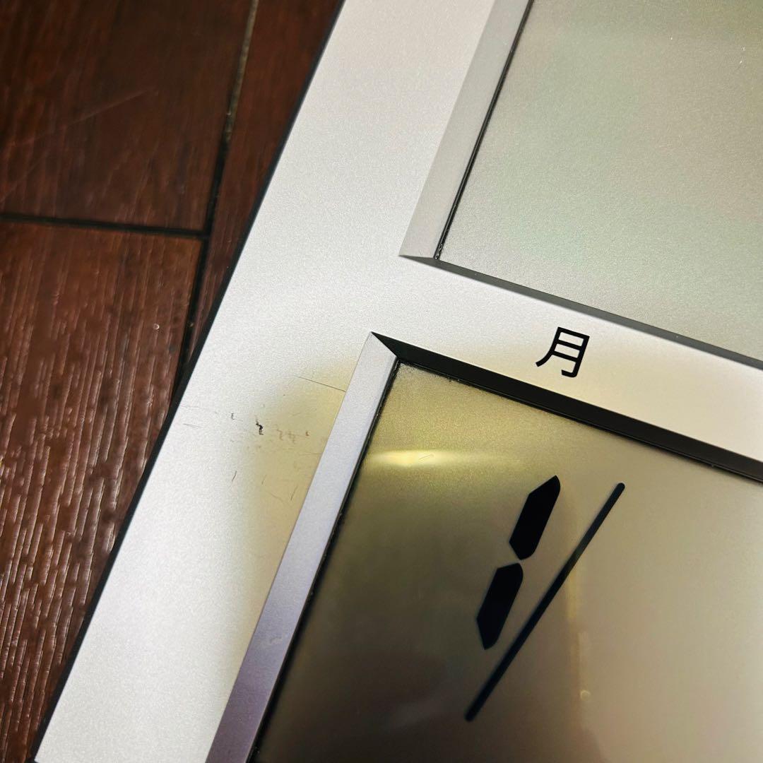 SEIKO 電波時計　置き型　壁掛け アラーム機能つき