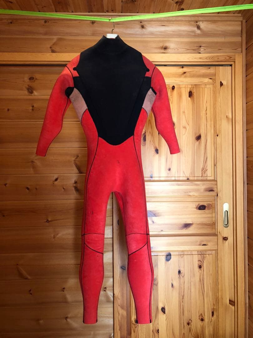 エアロクイップ　セミドライスーツ