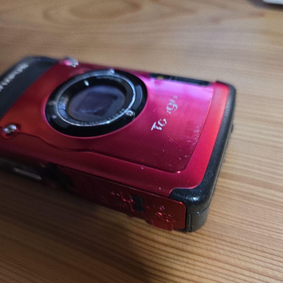 OLYMPUS STYLUS TG-2 レッド カメラ　ウォータープルーフ