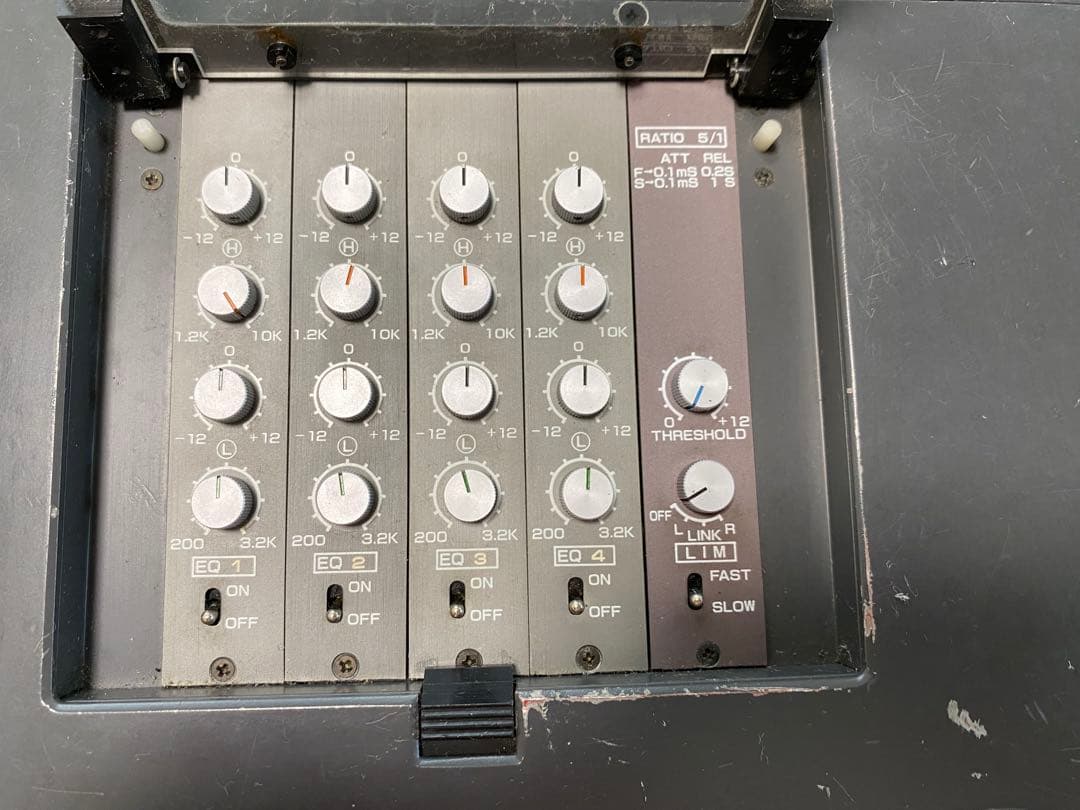 4chオーディオミキサー（sigma EFP-402L）