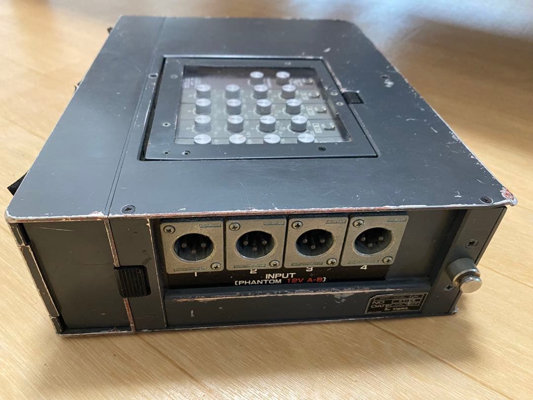 4chオーディオミキサー（sigma EFP-402L）