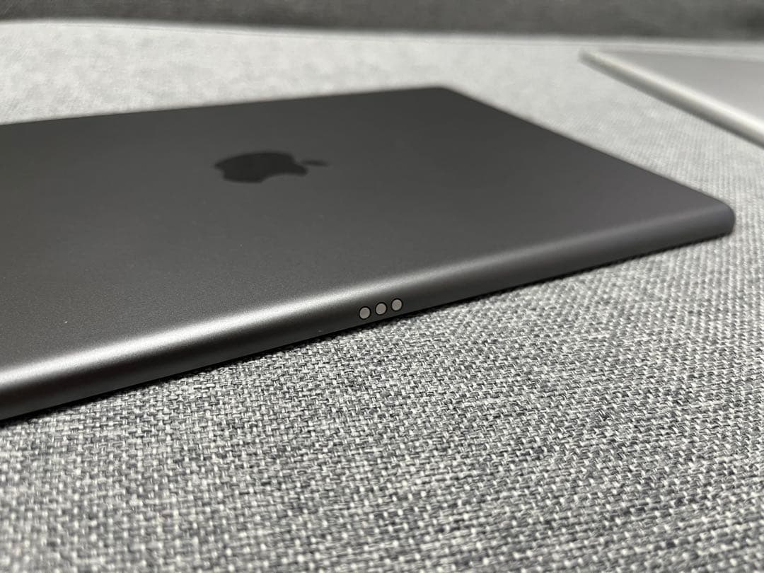 Apple iPad 第9世代 Wi‑Fiモデル 64GB スペースグレー本体