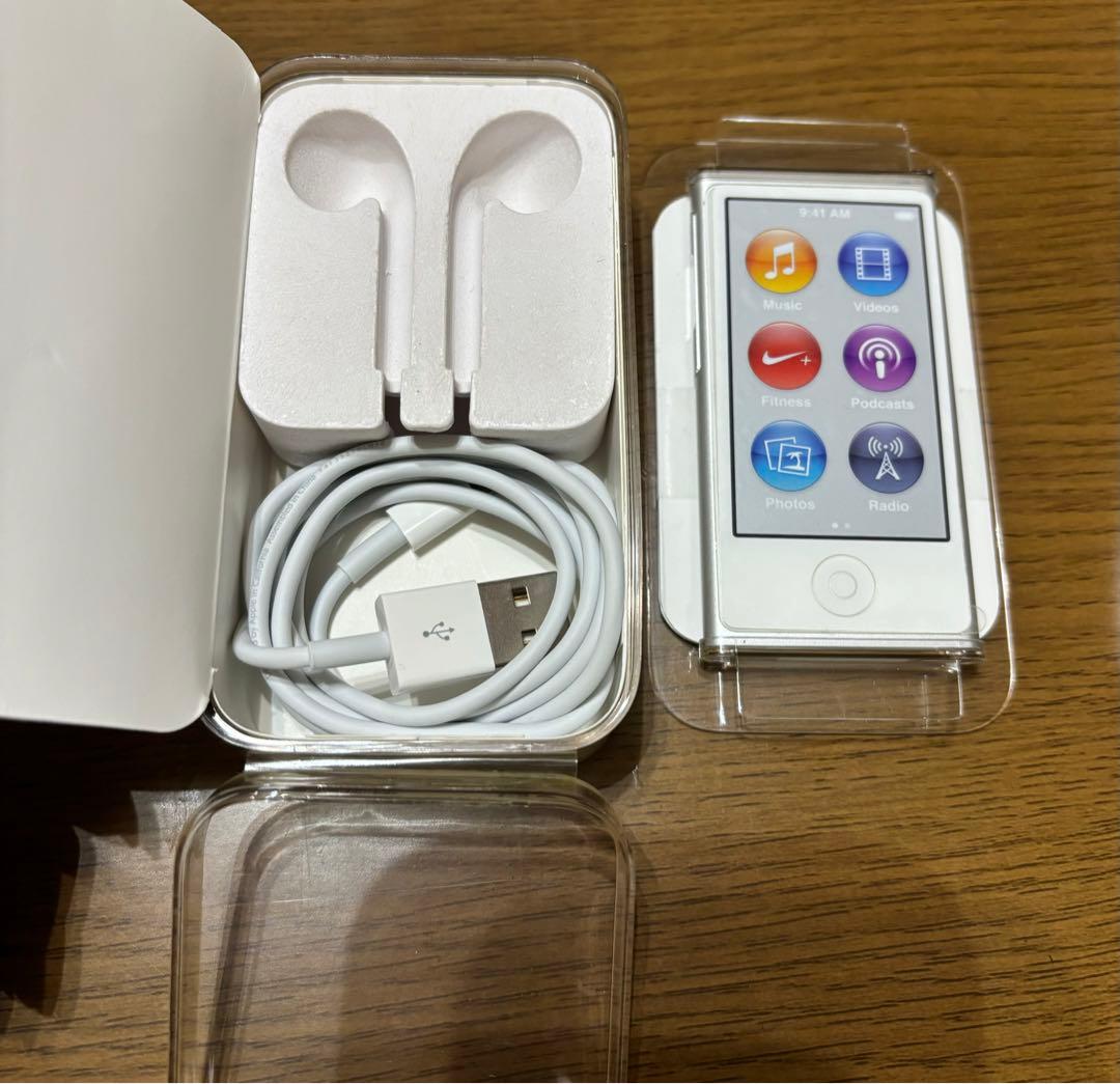 【新品未使用】iPod nano 16GB Apple 廃盤 + シェルカバー