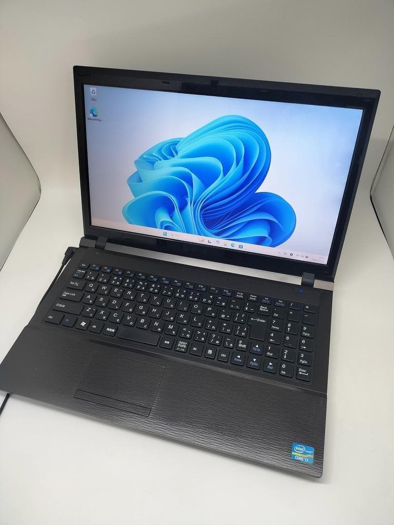 【CLEVO】高性能 Corei7/新品SSD256GB ノートパソコン B6