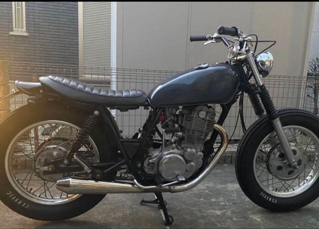 sr400 goods テーパードコーン スリップオン　マフラー　2％er