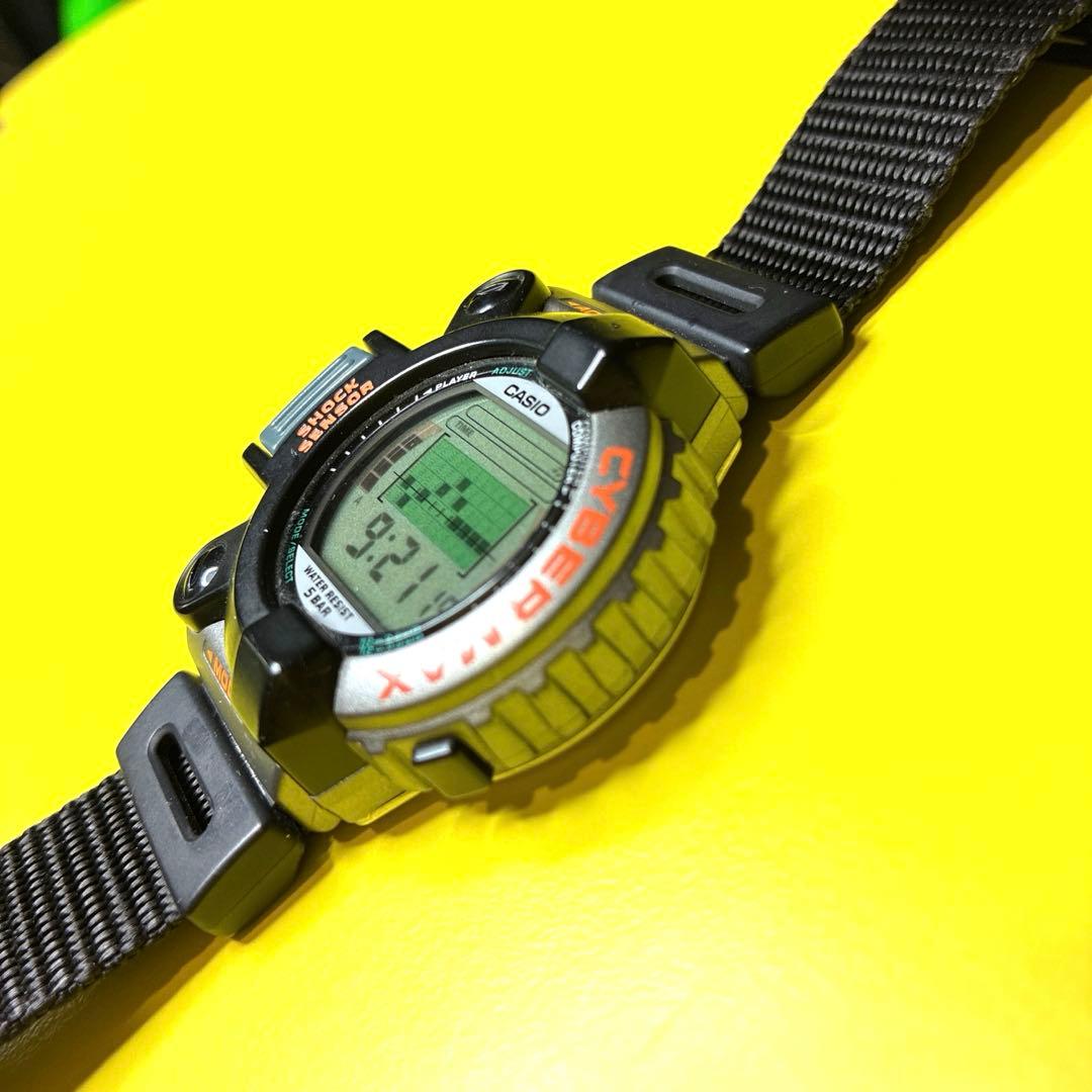 【レア】CASIO CYBER MAX 腕時計