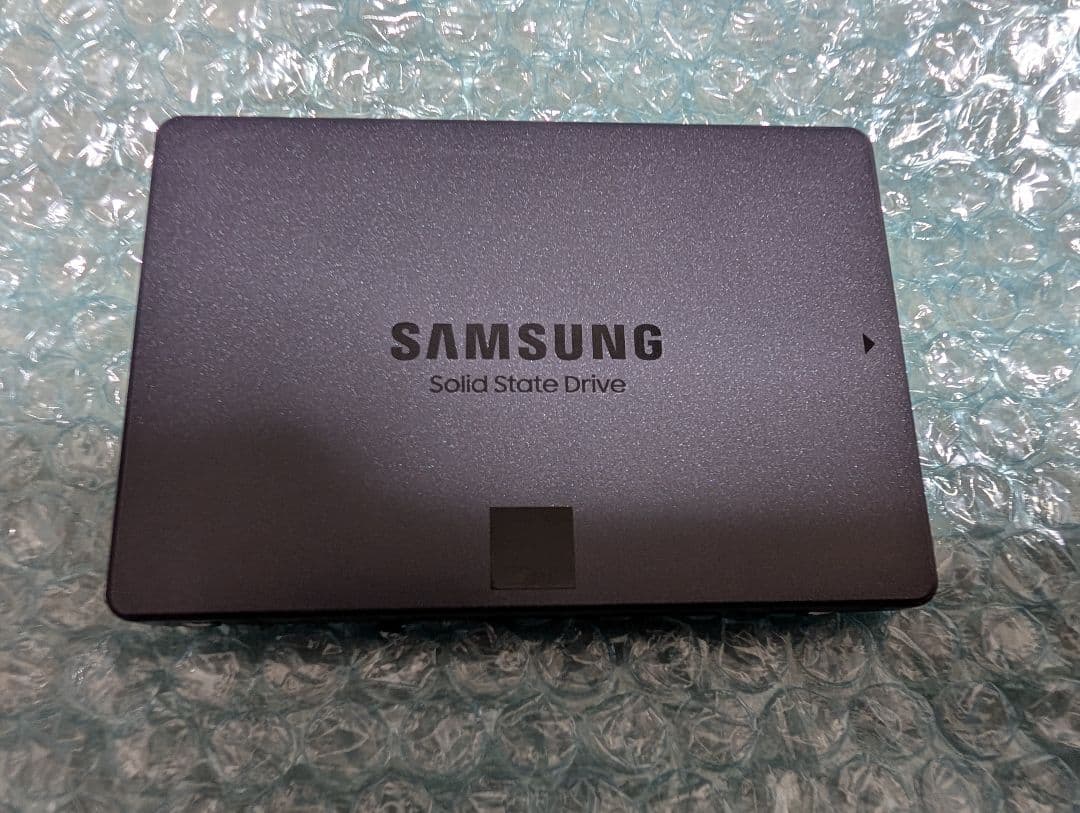 Samsung 860QVD SSD 2TB フォーマット済