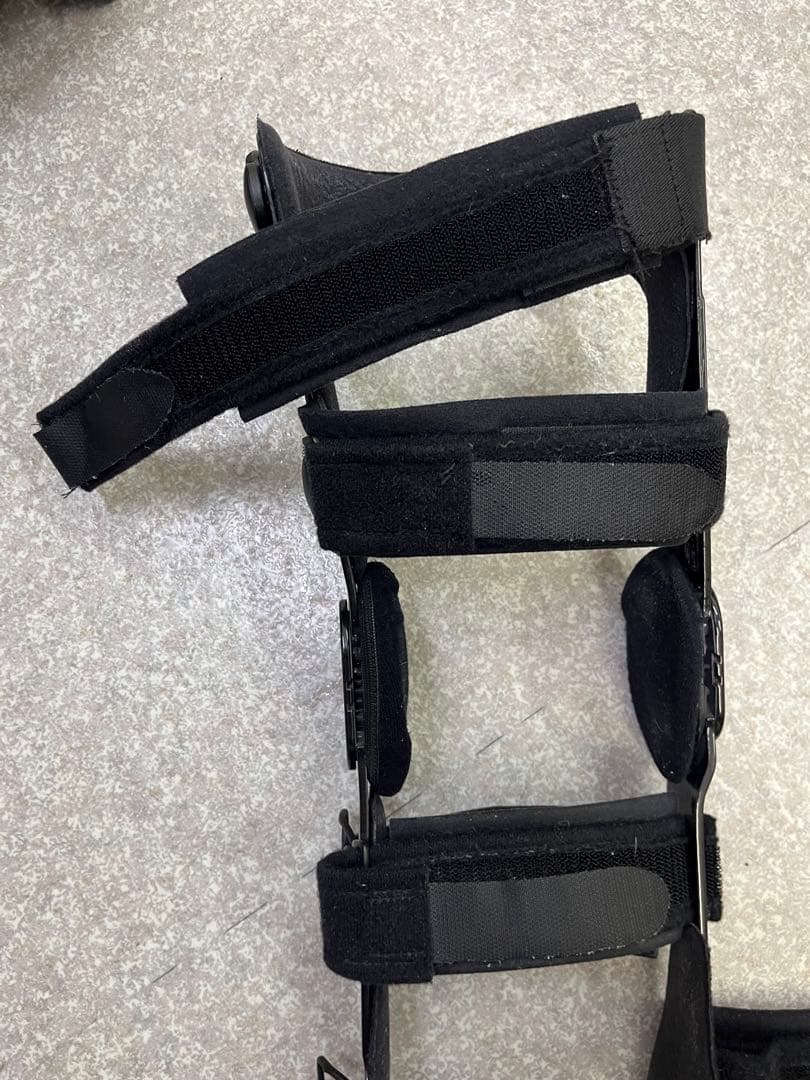 膝サポーター DONJOY ドンジョイ装具前十字靭帯 左足用　L