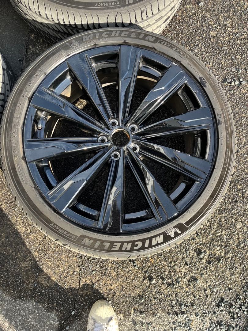 21インチ クラウンスポーツHV 純正　MICHELINタイヤ