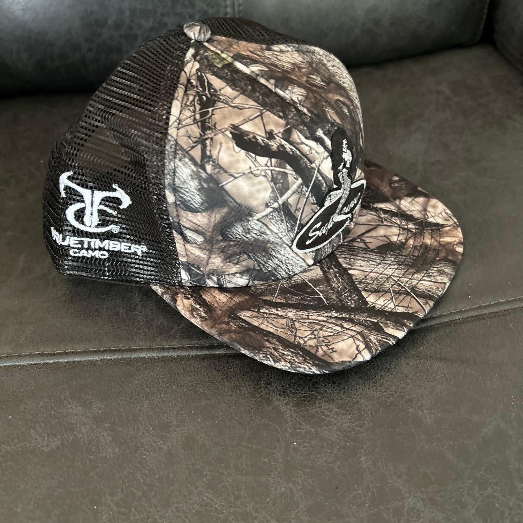 ￼ Supremeメッシュキャップピンナップガール