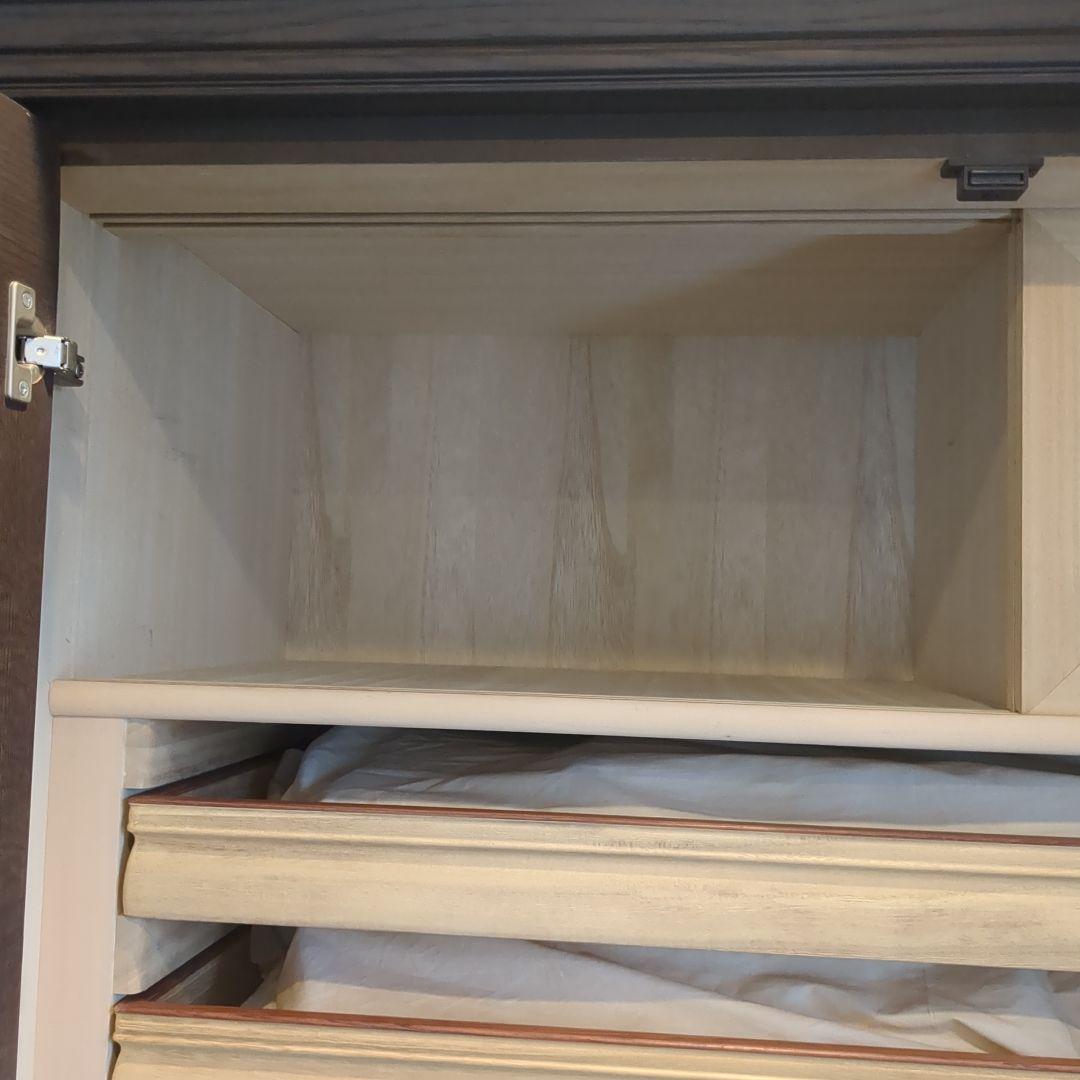 【BULL ROSE】和ダンス 七宝焼装飾取っ手 薔薇柄と多重框彫刻