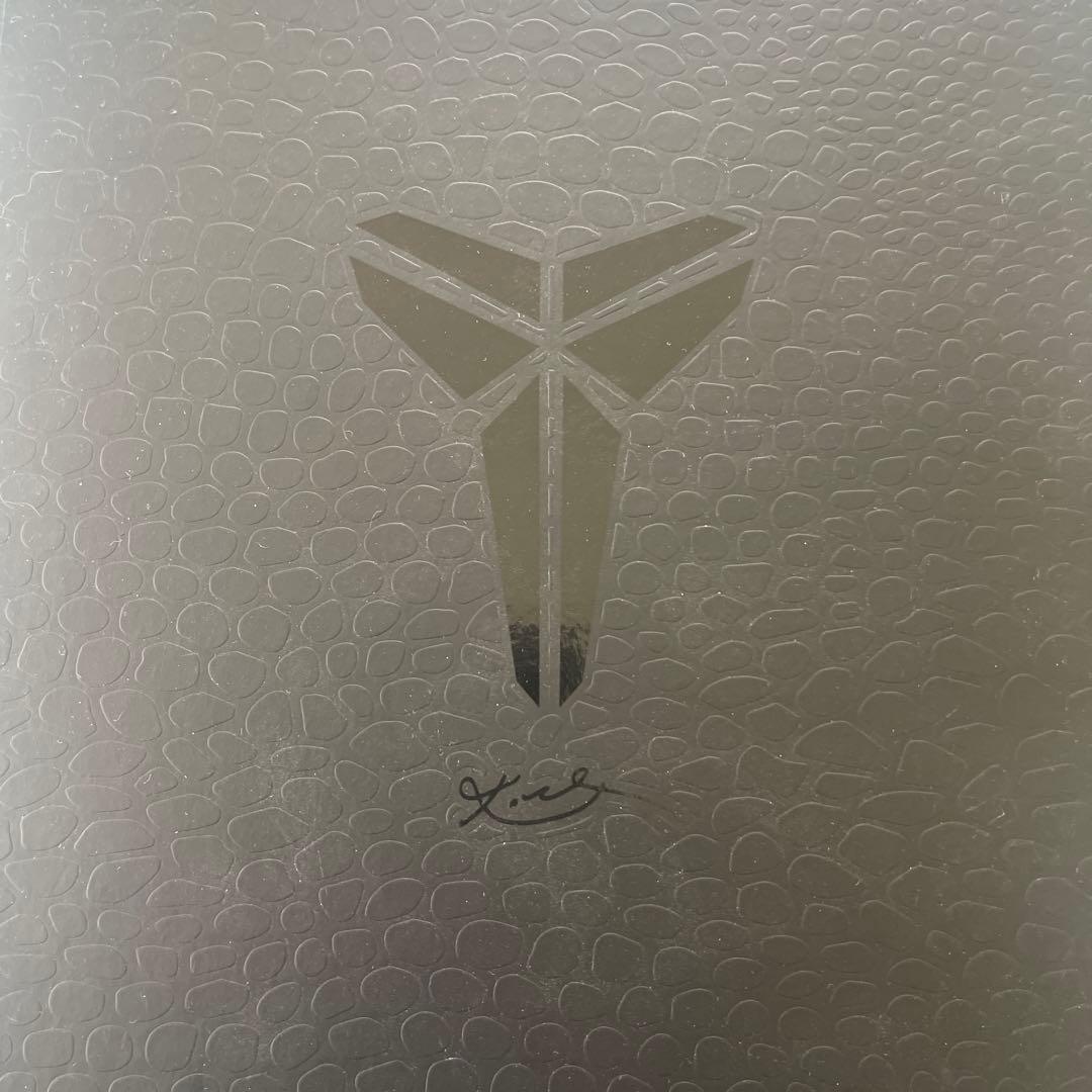 NIKE KOBE VIII コービー8 22.5 ジュニア　未使用　新品