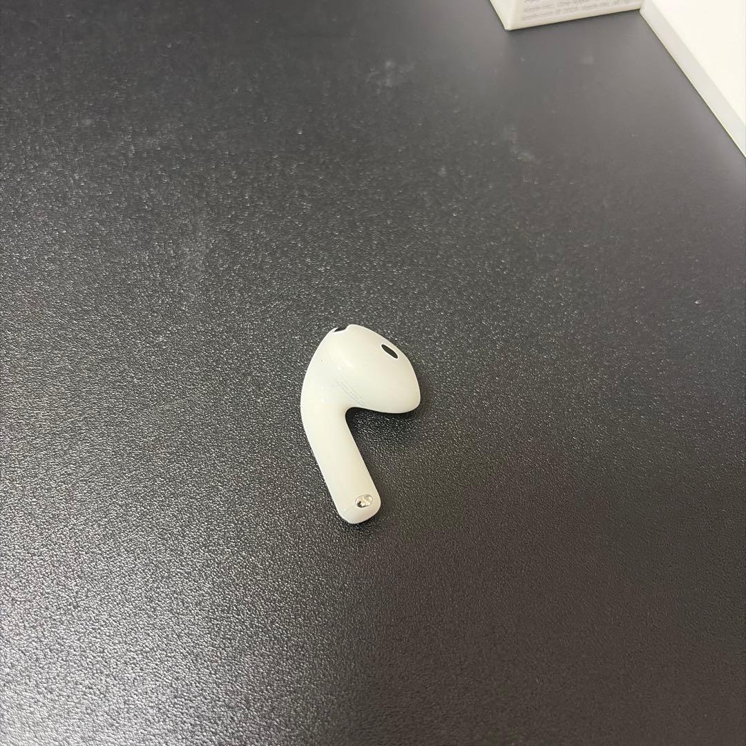 Apple Airpods 第4世代　ANC搭載　ノイズキャンセリング付き