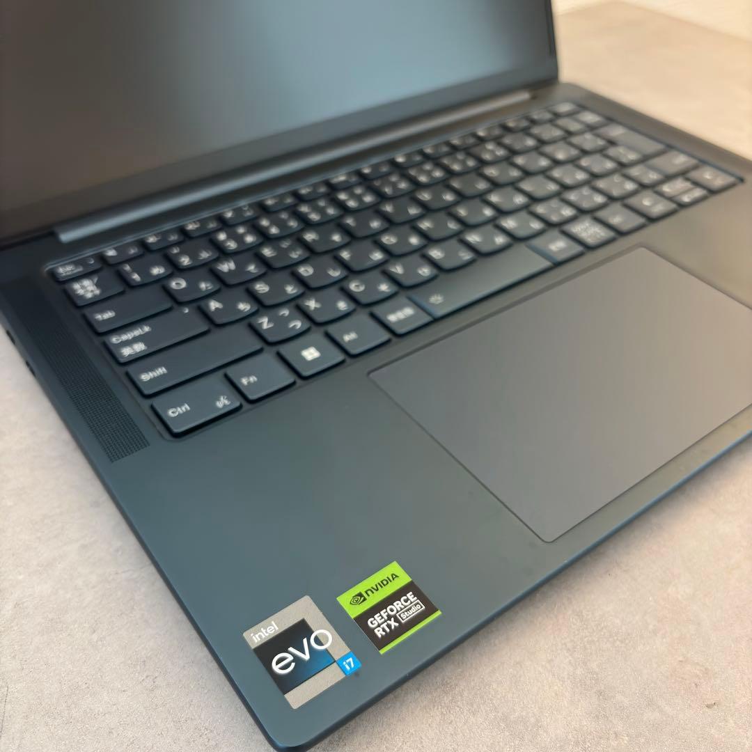 Windowsノート本体 Lenovo YogaPro 7i Gen8 corei7 / RTX3050