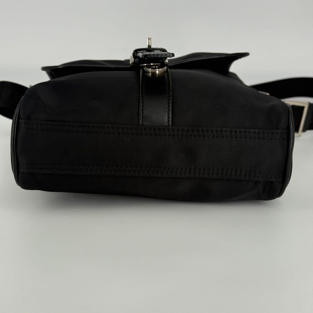 【美品】Burberry BLACK LABELショルダーバッグ　ノバチェック