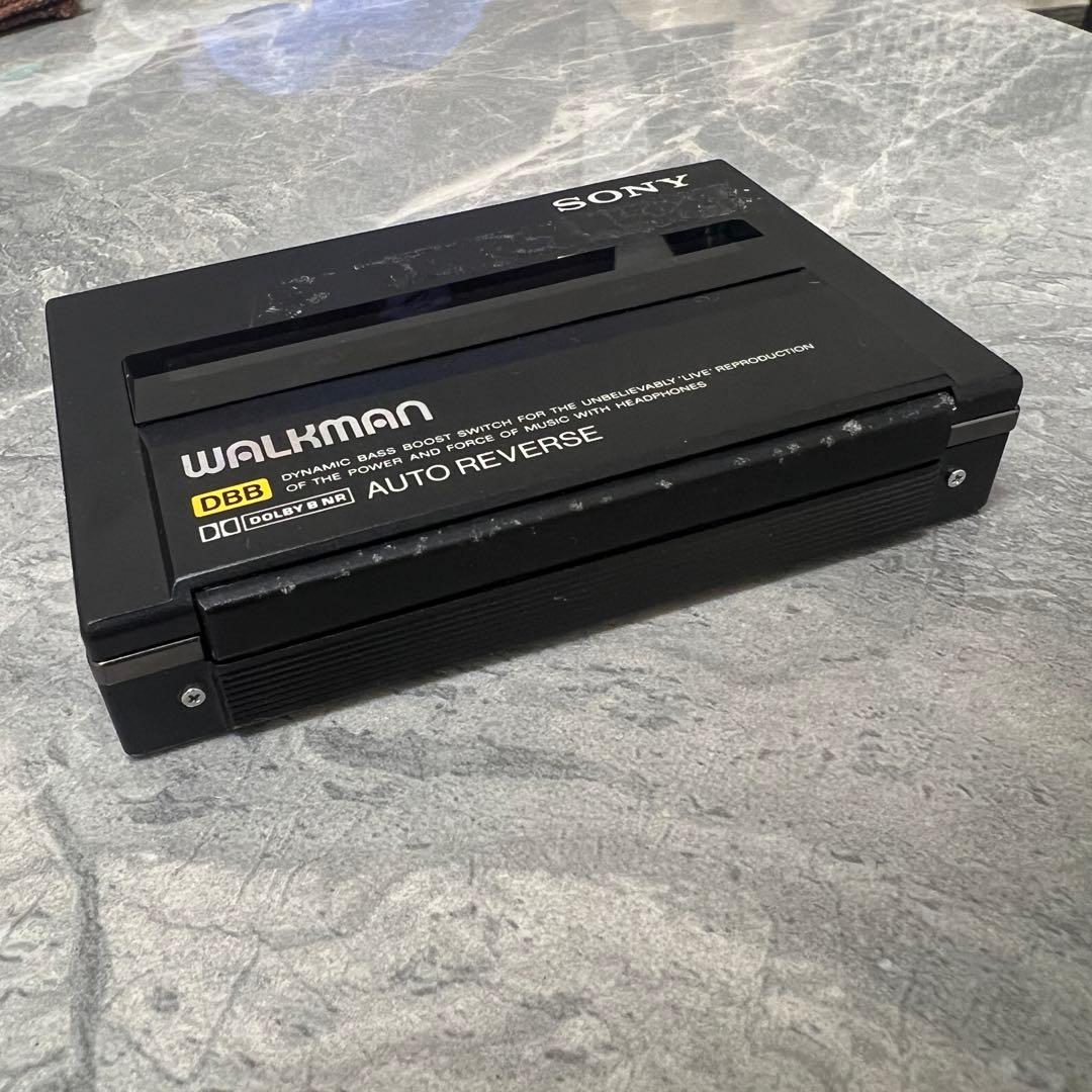 SONY カセットウォークマン WALKMAN WM-150 外観カバー付き