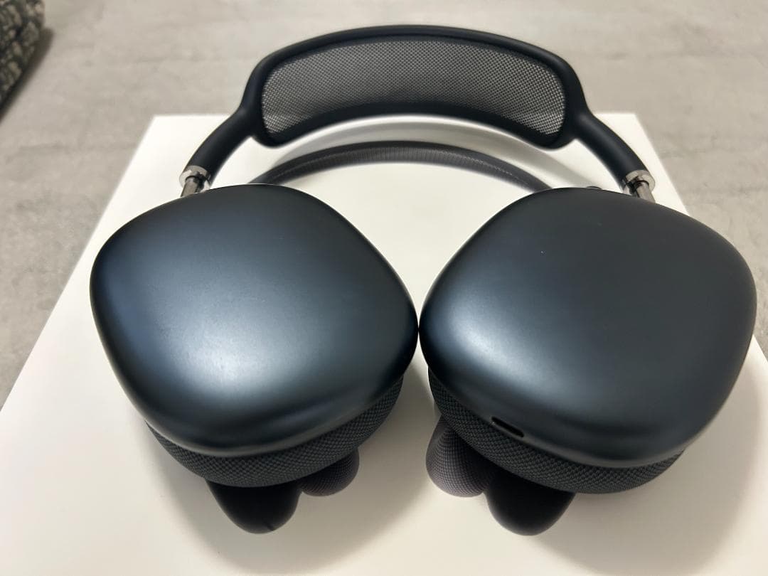 Apple AirPods Max 第二世代（USB-C）ミッドナイト