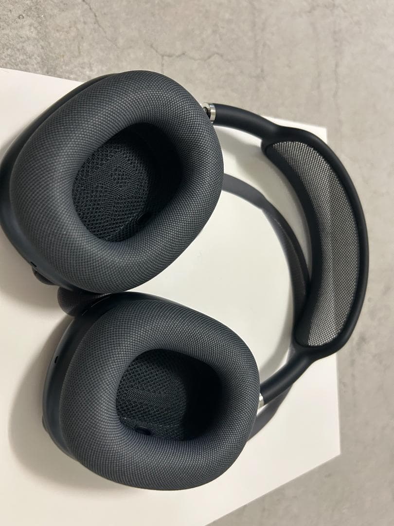 Apple AirPods Max 第二世代（USB-C）ミッドナイト