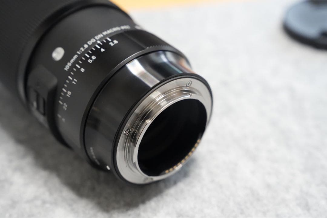 SIGMA 105mm F2.8 DG DN MACROフィルターカバー付
