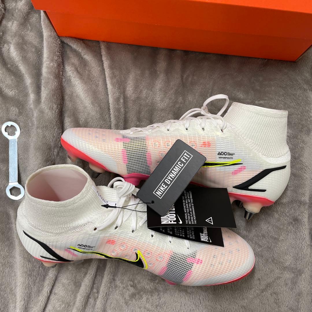 NIKEサッカースパイク　マーキュリアル　27.5 取り替え式新品未使用