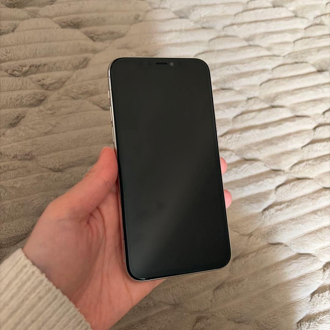 Apple iPhone 11 Pro 本体