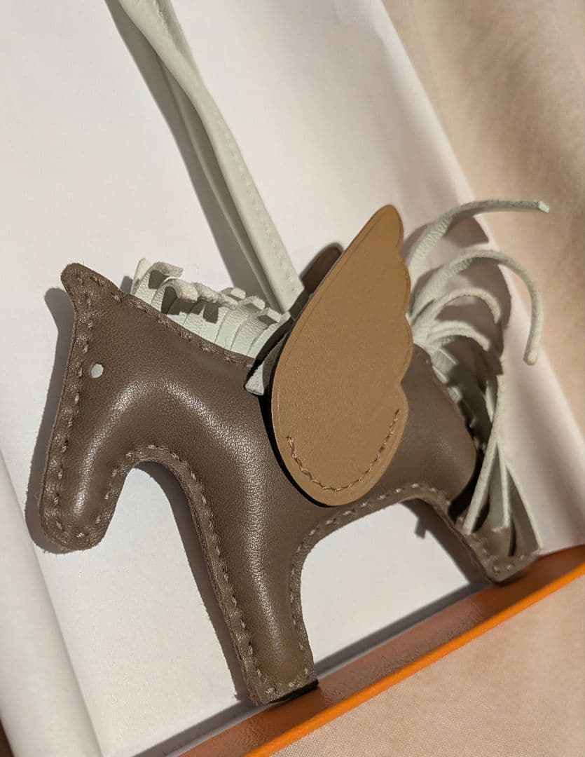 エルメス　Hermes　ペガサス　エトゥープ