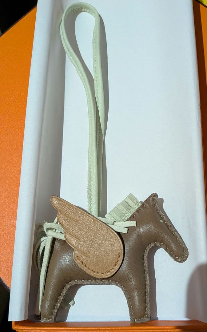 エルメス　Hermes　ペガサス　エトゥープ