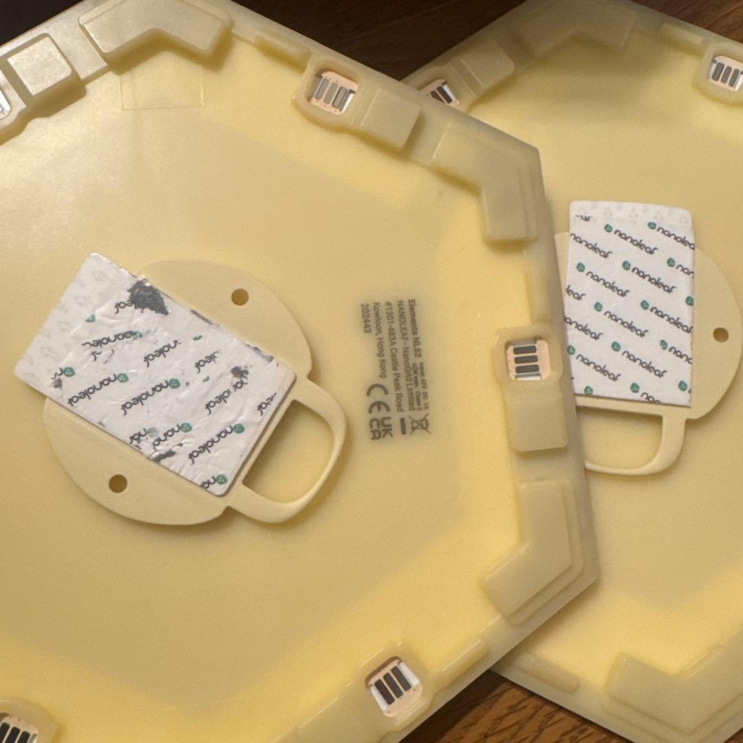 Nanoleaf Elements ウッドライト スターターパック (7パネル)